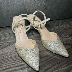 Nine evening heels size 6.5